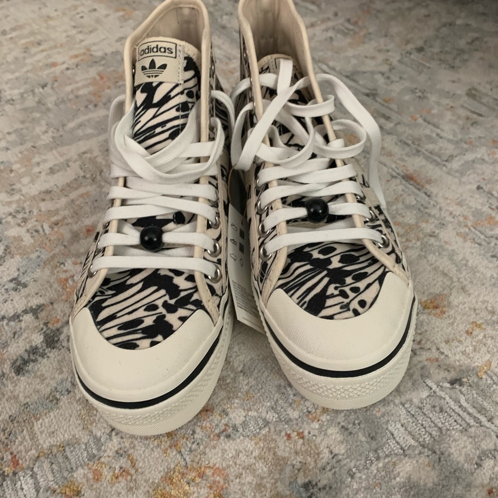 Adidas Nizza Platform Mid (NWT)